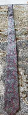Adams Row Men's Pink Paisley Silk Necktie